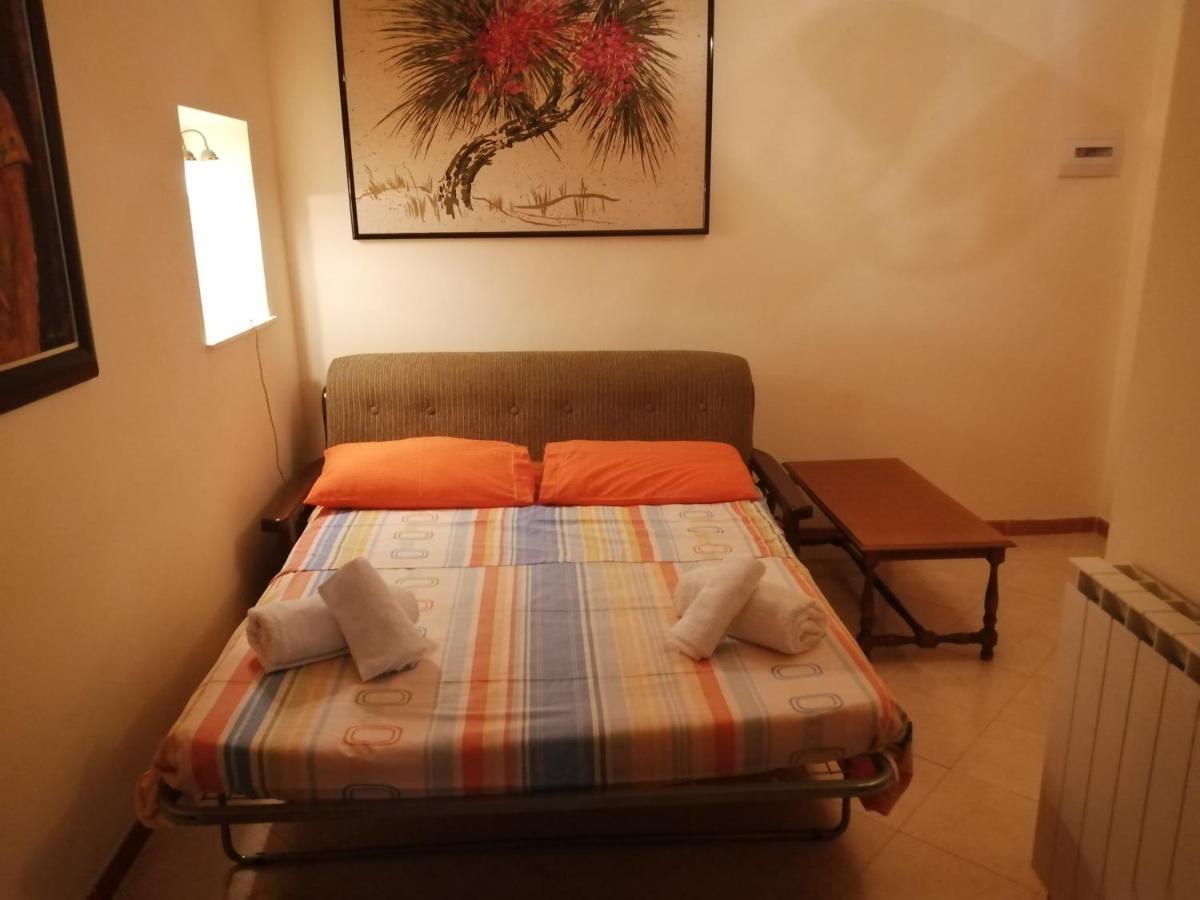Casa Vacanze, In Centro Citta กัลตานิสเซตตา ภายนอก รูปภาพ